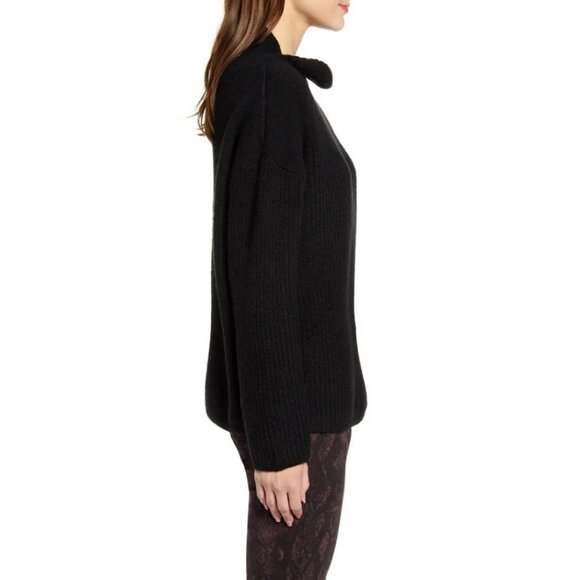 CHELSEA 28 Ribbed Turtleneck Sweater - Picture 5 of 7